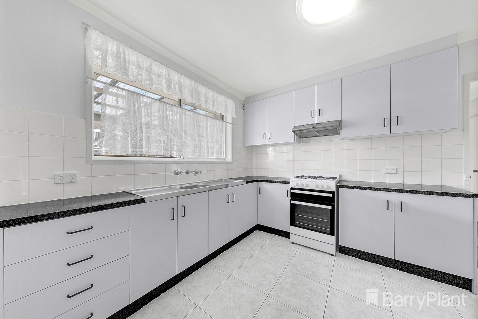 19 Savannah Crescent, Epping, VIC 3076, Epping - Thumbnail 5
