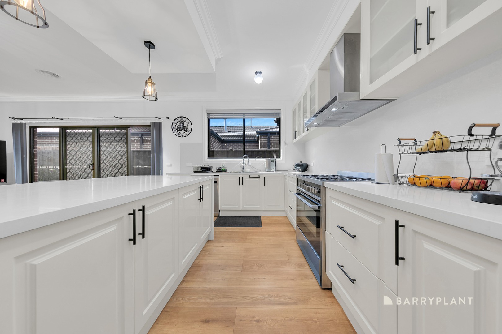 19 Shale Way, Wollert, VIC 3750 - Thumbnail 2 - 07/05/2025