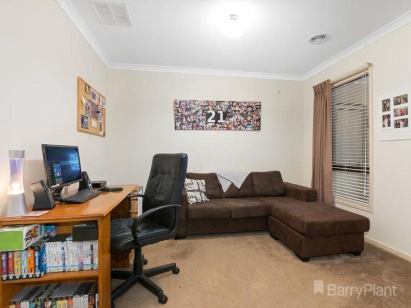 19 Shearwater Drive, Pakenham, VIC 3810, Pakenham - Thumbnail 6