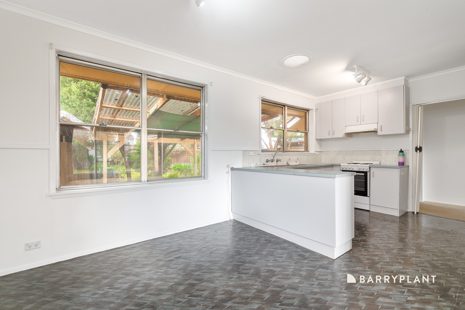 19 Smeaton Avenue, Dallas, VIC 3047, Dallas - Thumbnail 3