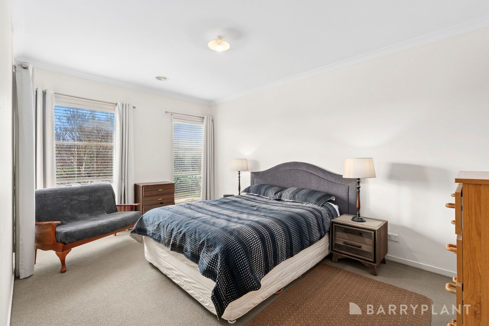 19 Soaring Road, Tarneit, VIC 3029, Tarneit - Thumbnail 4