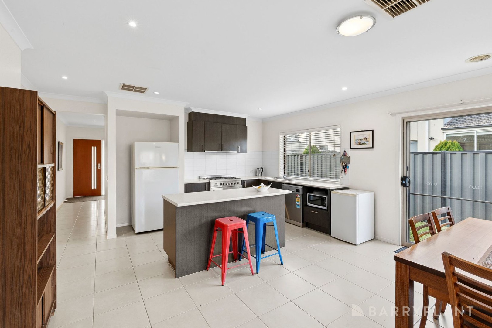 19 Soaring Road, Tarneit, VIC 3029, Tarneit - Thumbnail 6