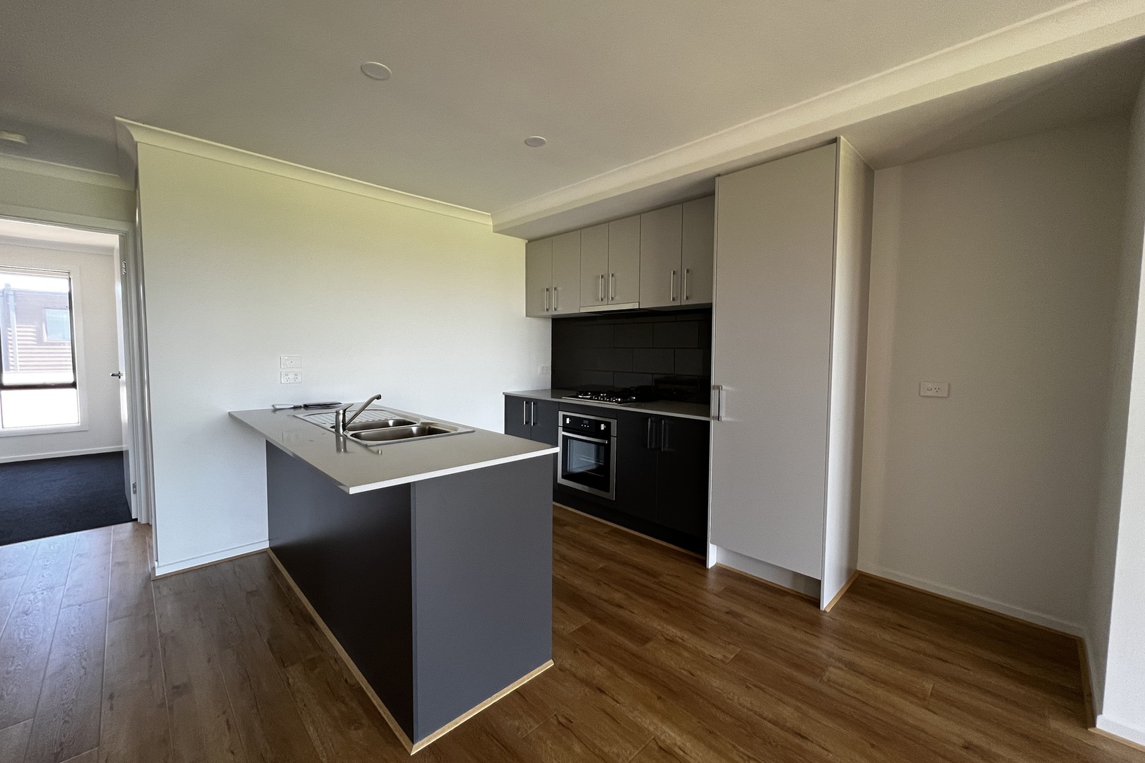 19 Sotterra Walk, Fraser Rise, VIC 3336, Fraser Rise - Thumbnail 2