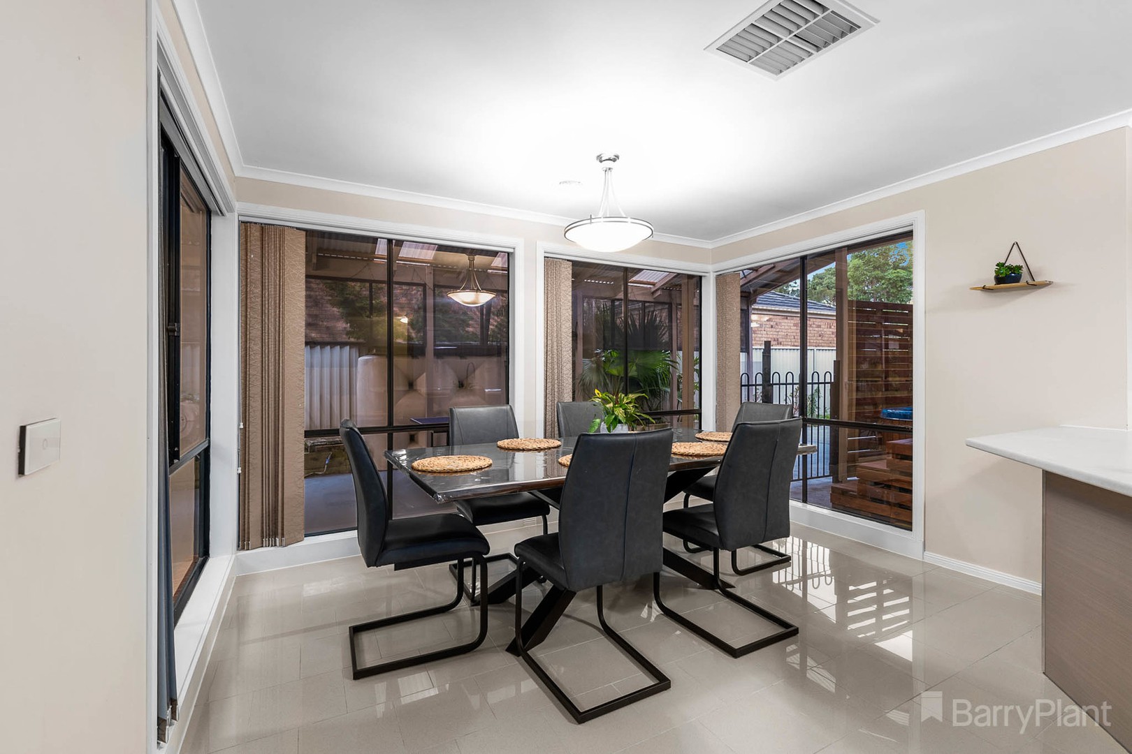 19 Spring Circuit, Pakenham, VIC 3810, Pakenham - Thumbnail 5