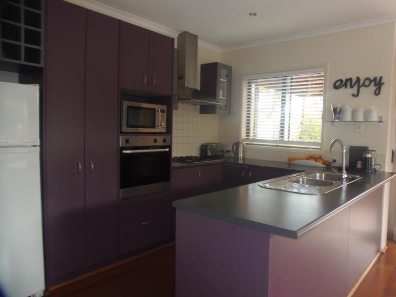 19 Stoke Heath WayCaroline Springs, VIC 3023  - Leased, Caroline Springs - Thumbnail 4
