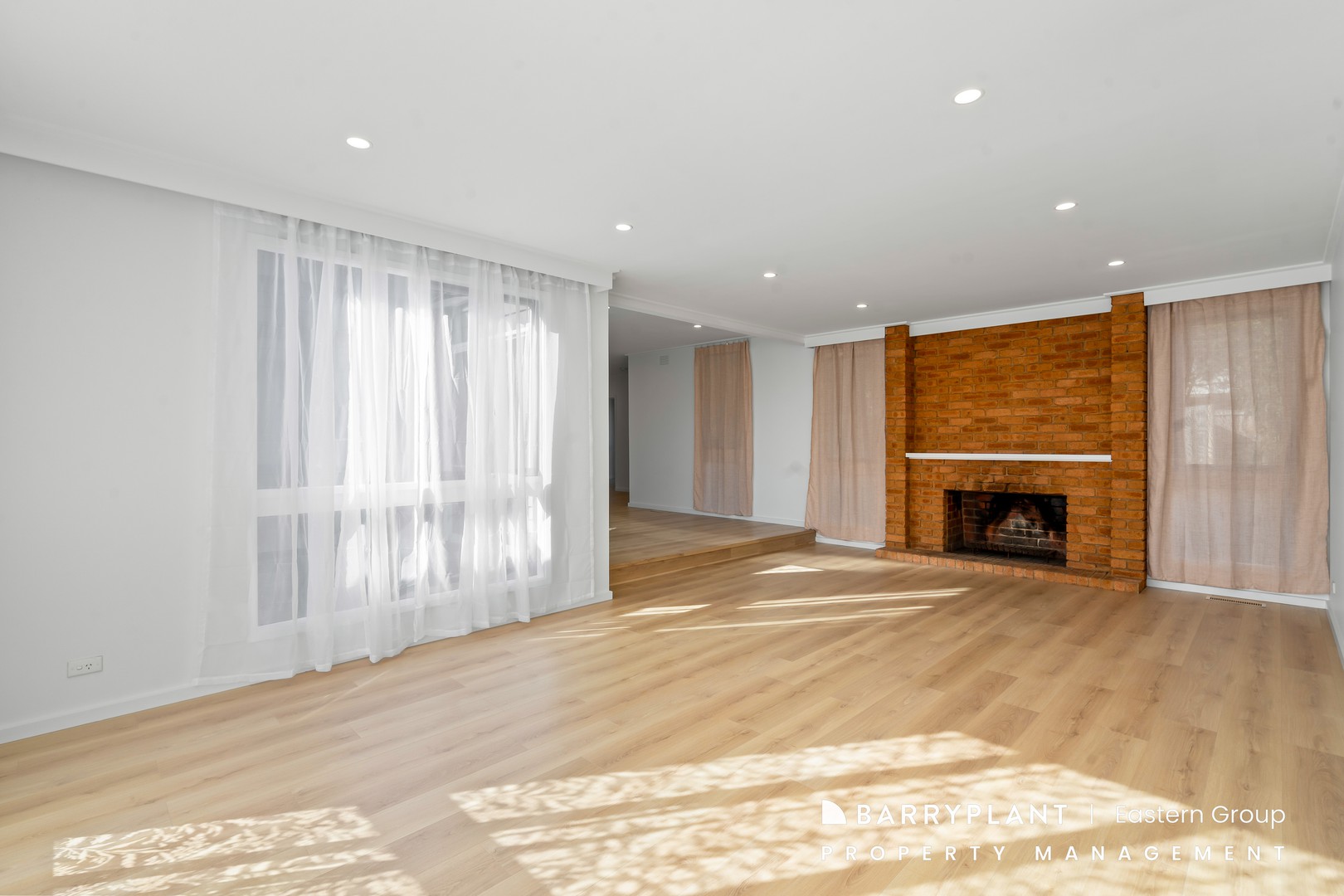 19 Stutt Avenue, Doncaster, VIC 3108, Doncaster - Thumbnail 5