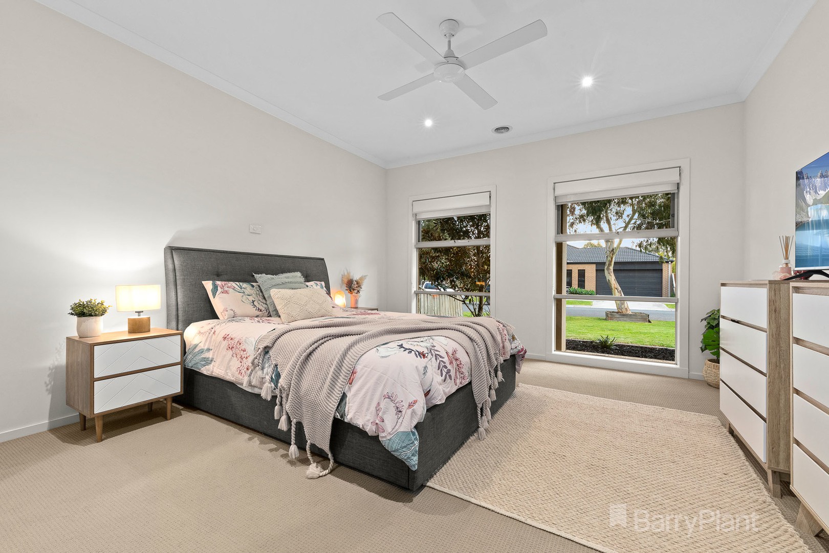 19 Sundew Crescent, Pakenham, VIC 3810, Pakenham - Thumbnail 4