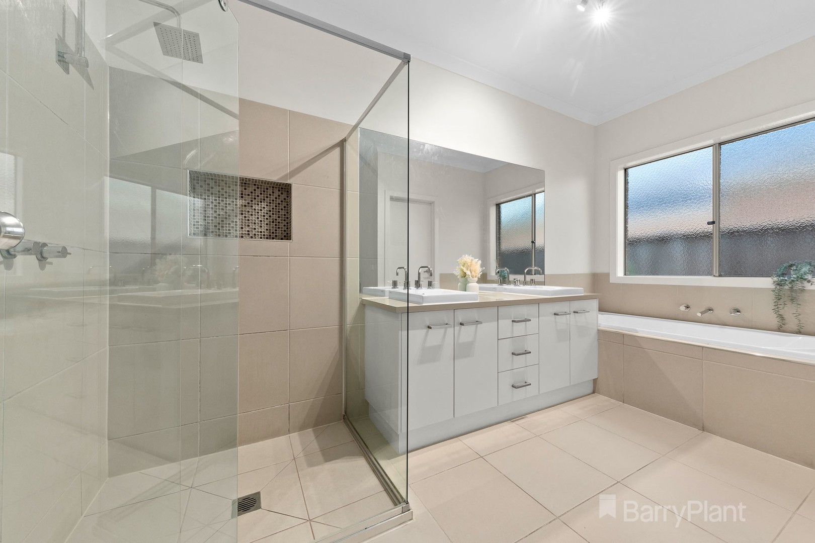 19 Sundew Crescent, Pakenham, VIC 3810, Pakenham - Thumbnail 5