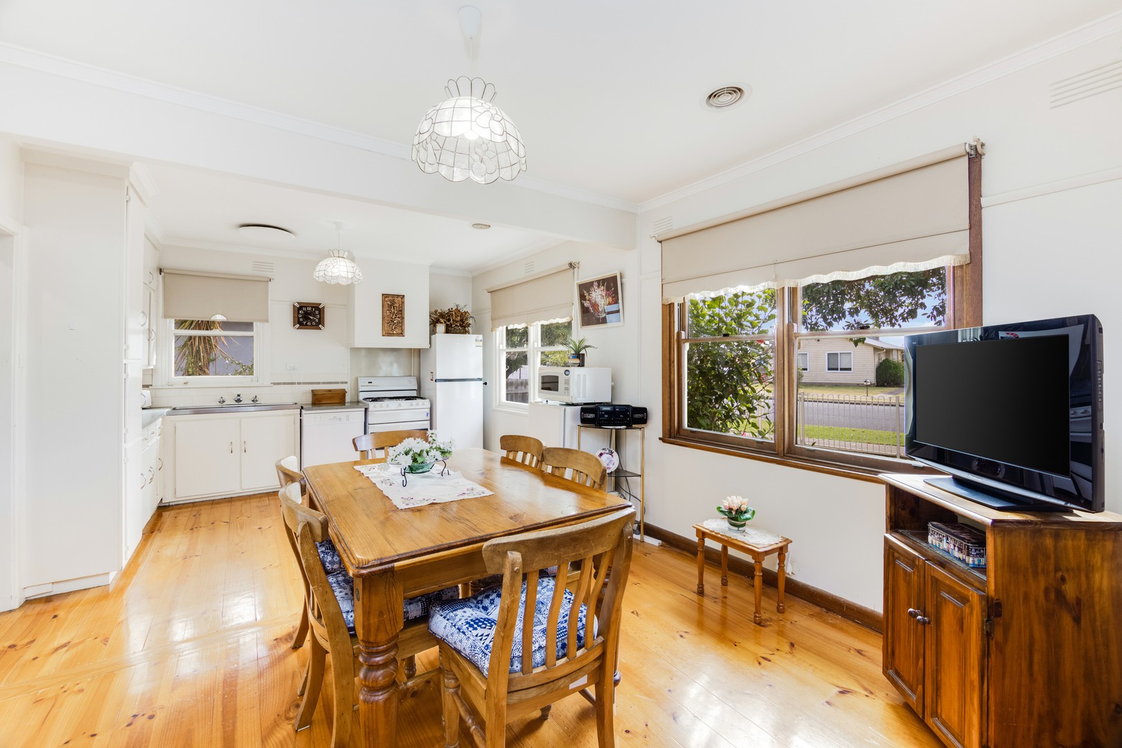 19 Swallow Crescent, Norlane, VIC 3214, Norlane - Thumbnail 3