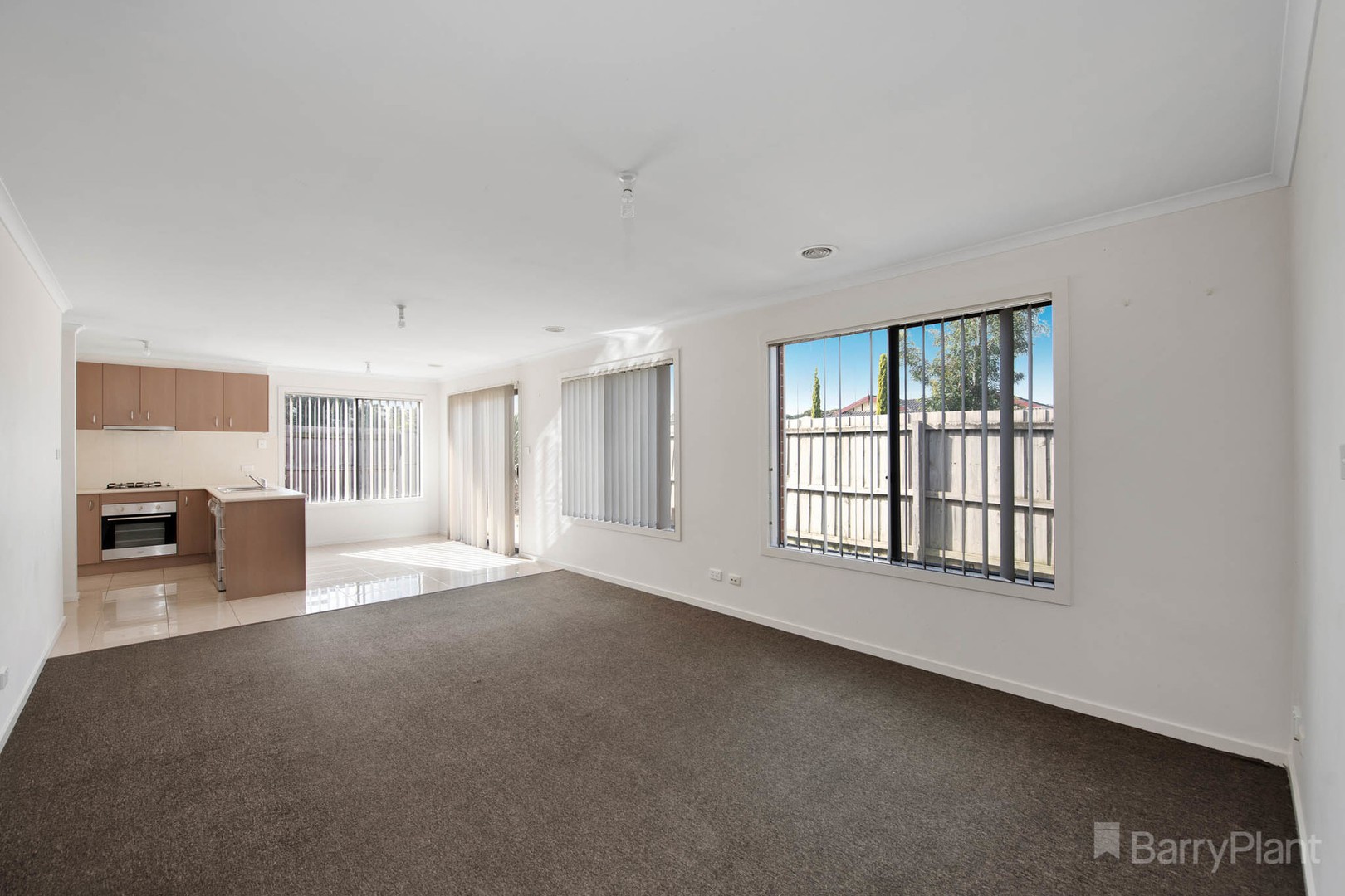 19 Tamar Street, Pakenham, VIC 3810, Pakenham - Thumbnail 6