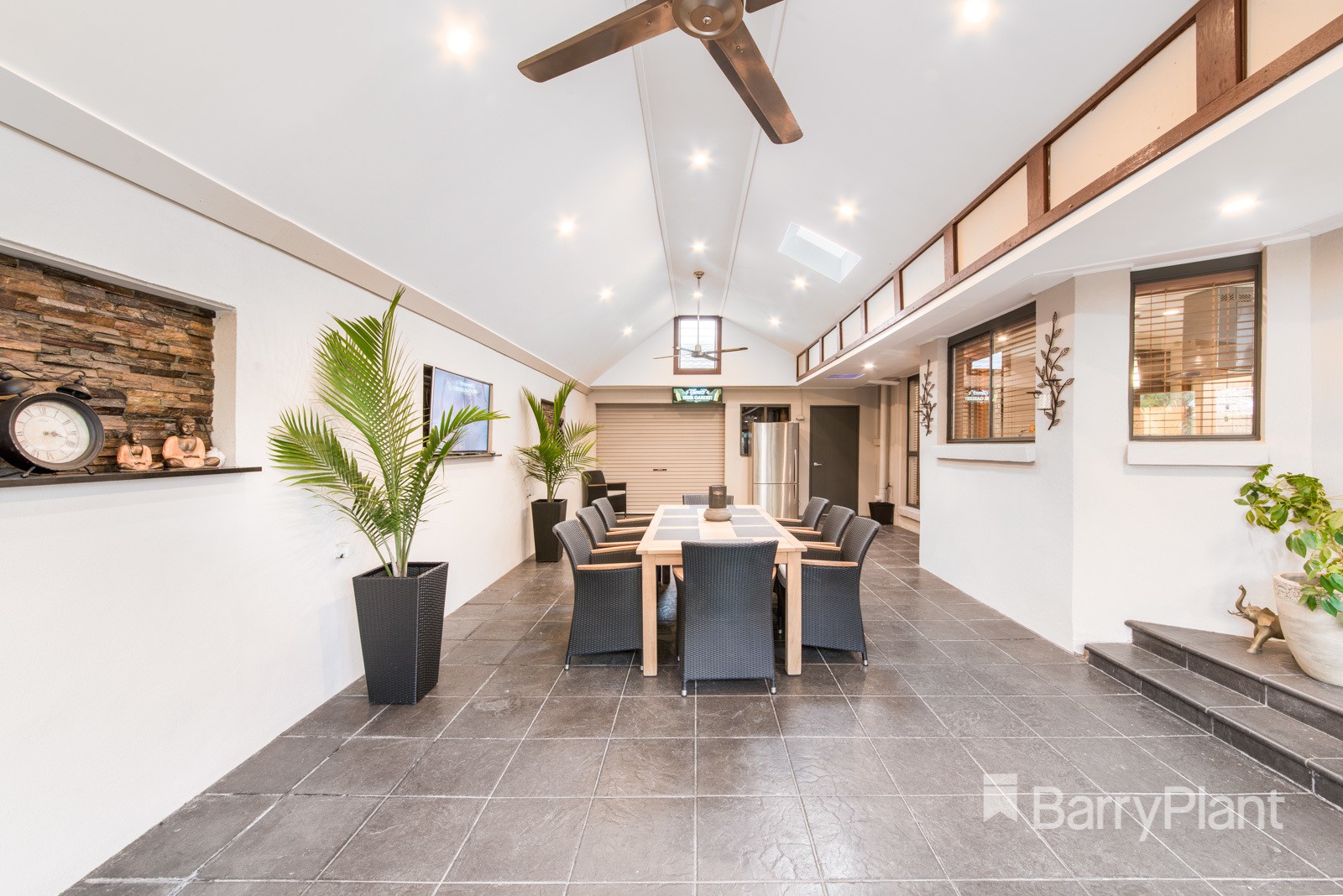 19 Touhey Avenue, Epping, VIC 3076, Epping - Thumbnail 2