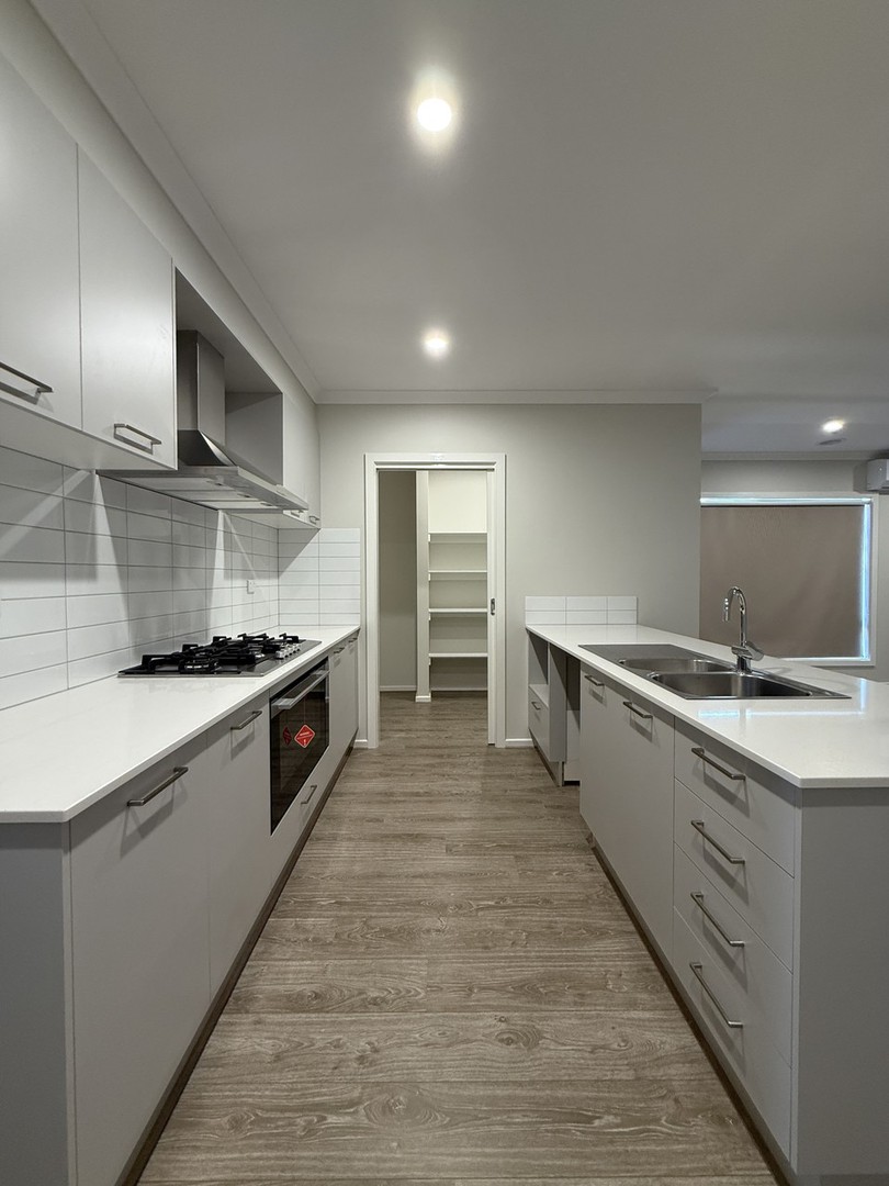 19 Turin Avenue, Deanside, VIC 3336, Deanside - Thumbnail 2