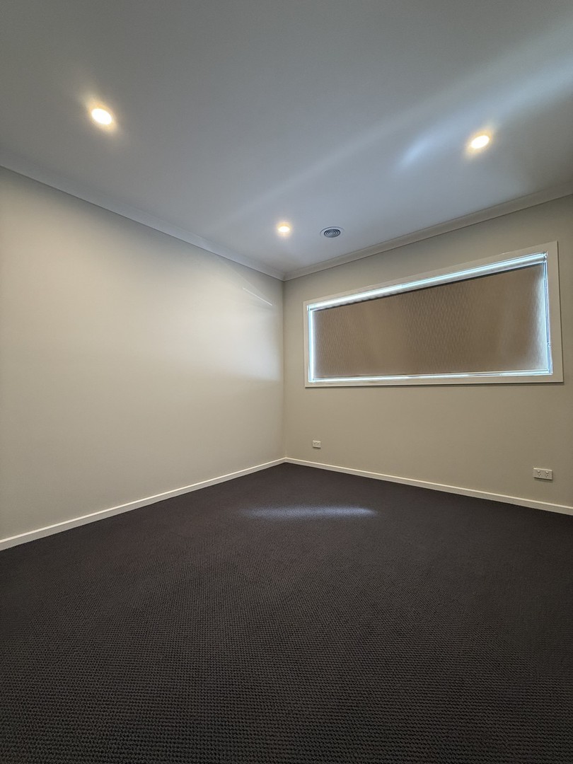 19 Turin Avenue, Deanside, VIC 3336, Deanside - Thumbnail 6