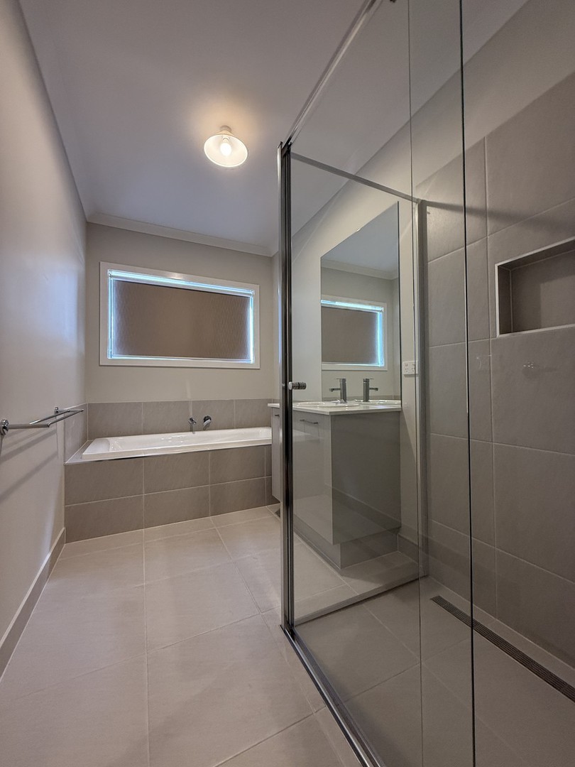 19 Turin Avenue, Deanside, VIC 3336, Deanside - Thumbnail 7