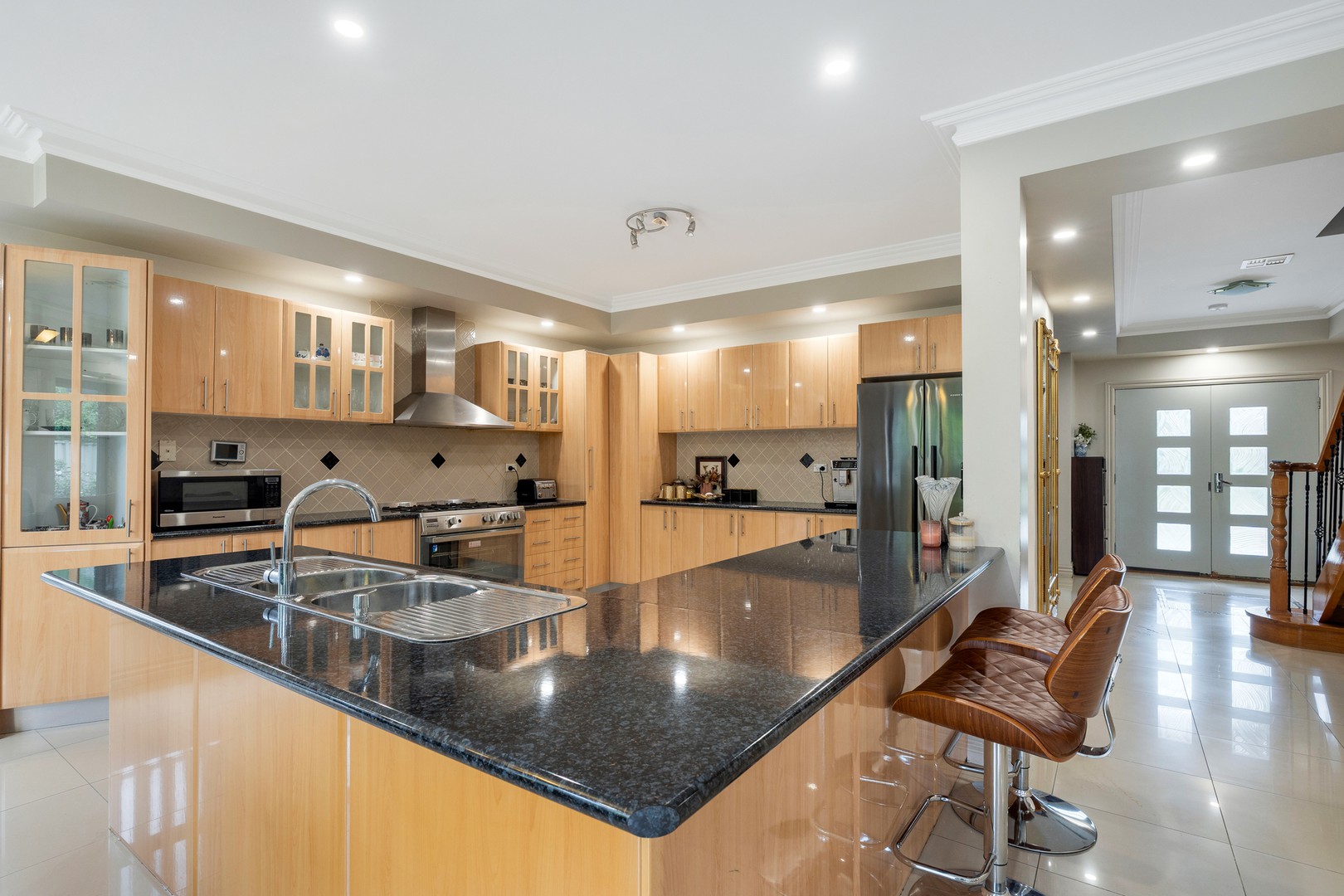 19 Valhalla Place, Craigieburn, VIC 3064, Craigieburn - Thumbnail 3
