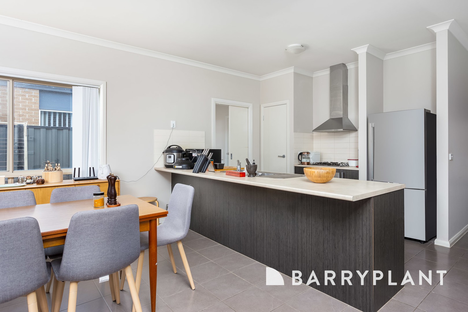 19 Vicky Court, Point Cook, VIC 3030, Point Cook - Thumbnail 2