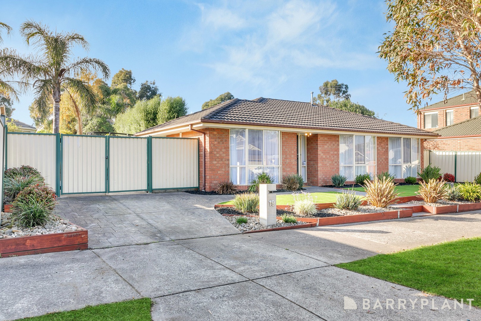 19 Wallaby Walk, South Morang, VIC 3752 - Thumbnail 1 - 12/06/2026