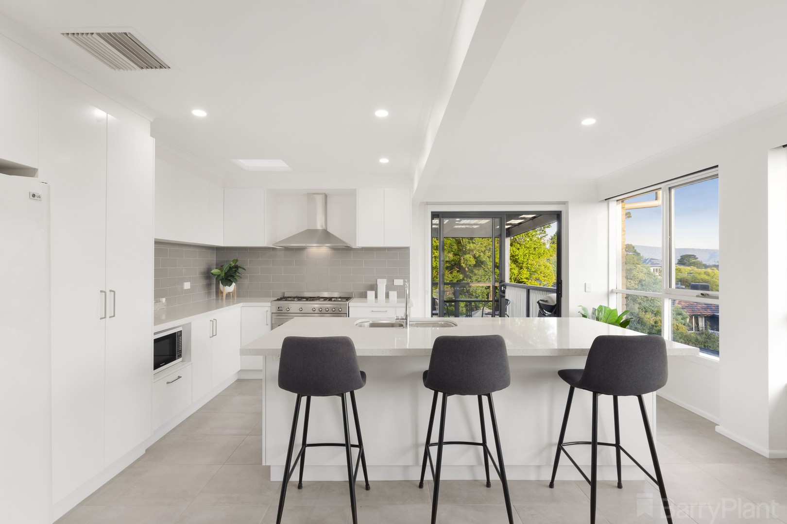 19 Washusen Road, Heathmont, VIC 3135, Heathmont - Thumbnail 2