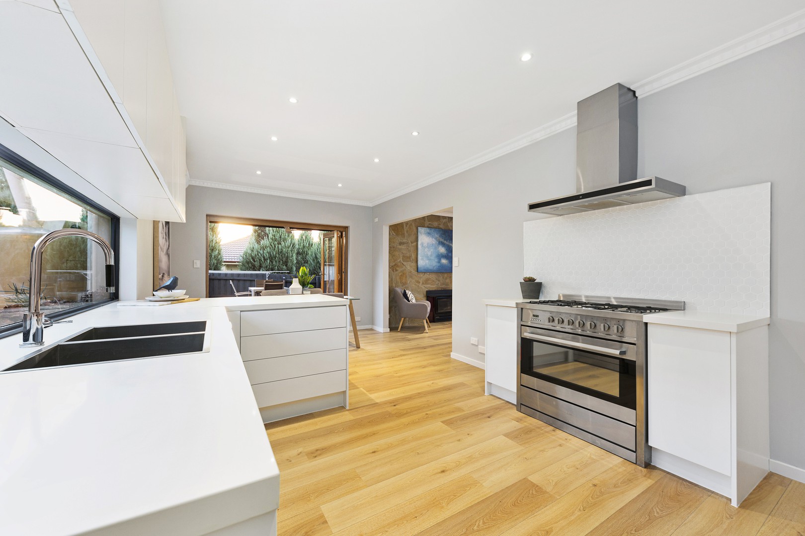 19 Westham Crescent, Bayswater, VIC 3153, Bayswater - Thumbnail 6