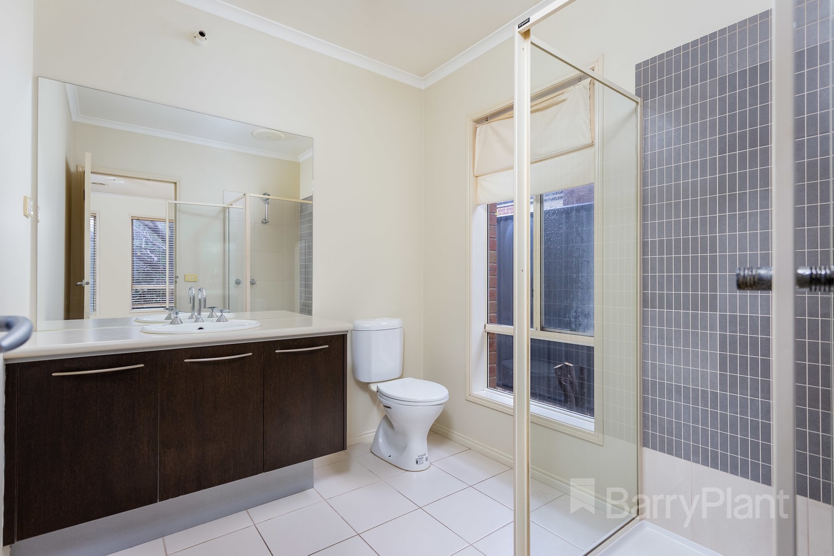 19 Whitlam Green, Point Cook, VIC 3030, Point Cook - Thumbnail 4