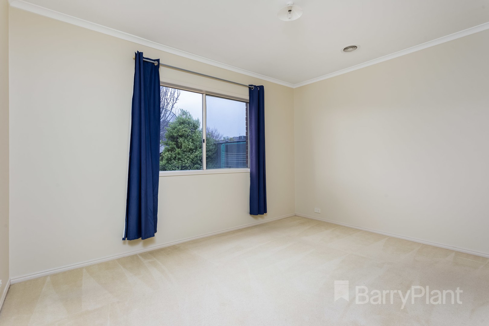 19 Whitlam Green, Point Cook, VIC 3030, Point Cook - Thumbnail 5