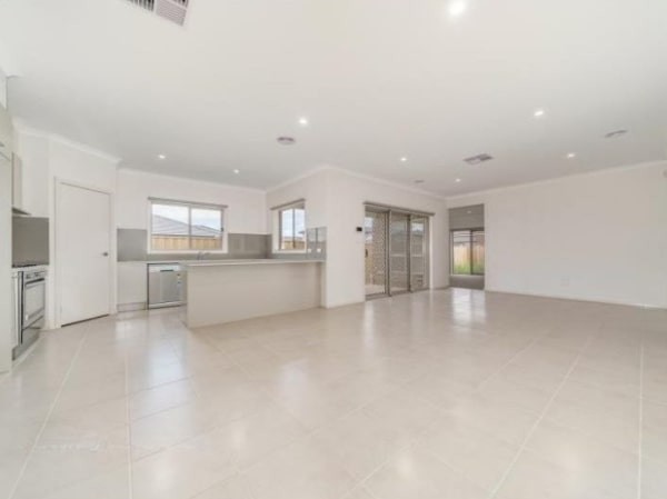 19 Winkler Street, Mickleham, VIC 3064, Mickleham - Thumbnail 2