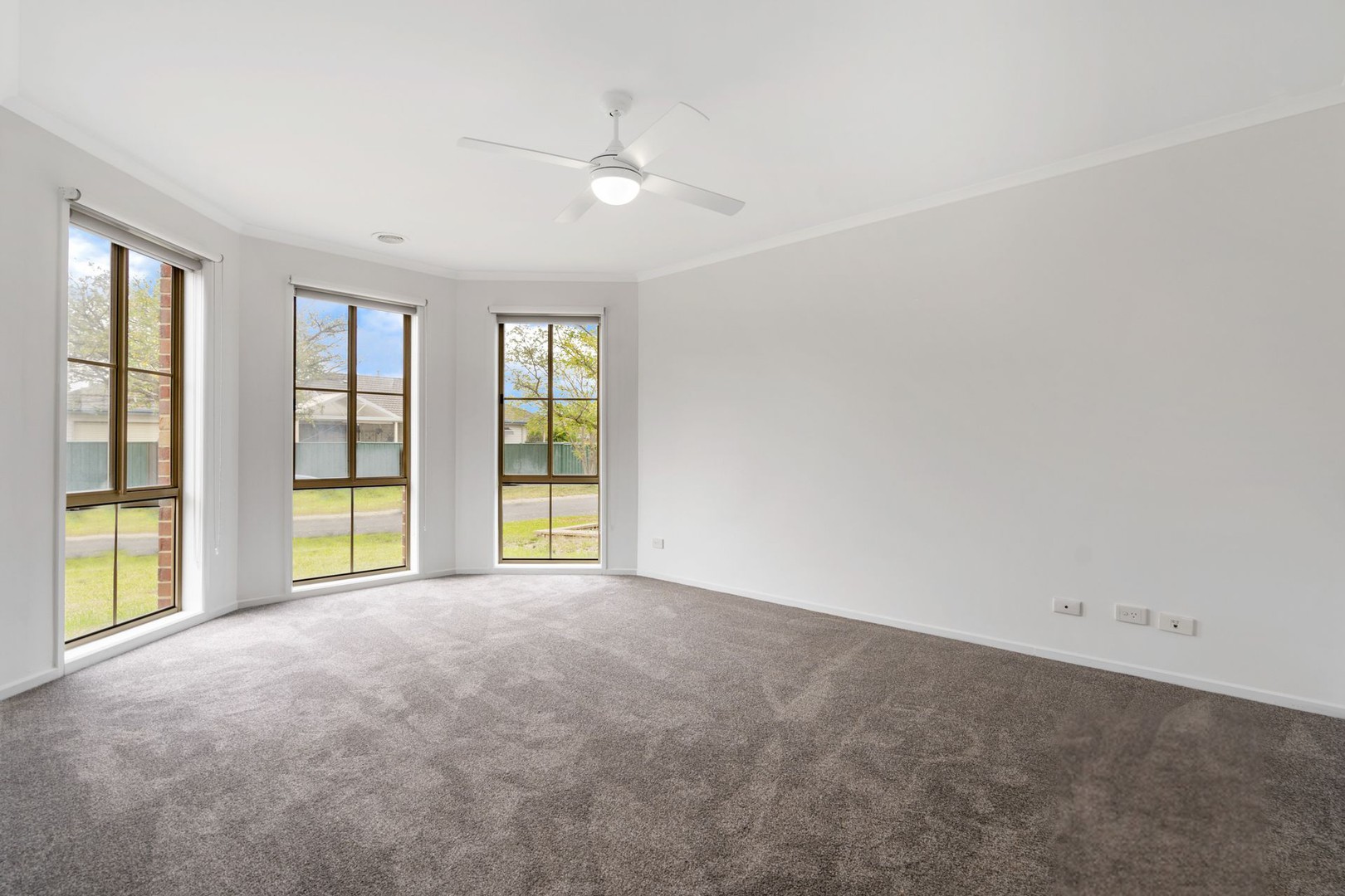 19 Wood Grove, Burnside, VIC 3023, Burnside - Thumbnail 7