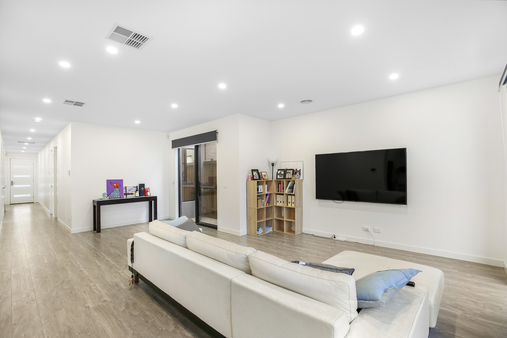19 Woodman Circuit, Wollert, VIC 3750, South Morang - Thumbnail 2