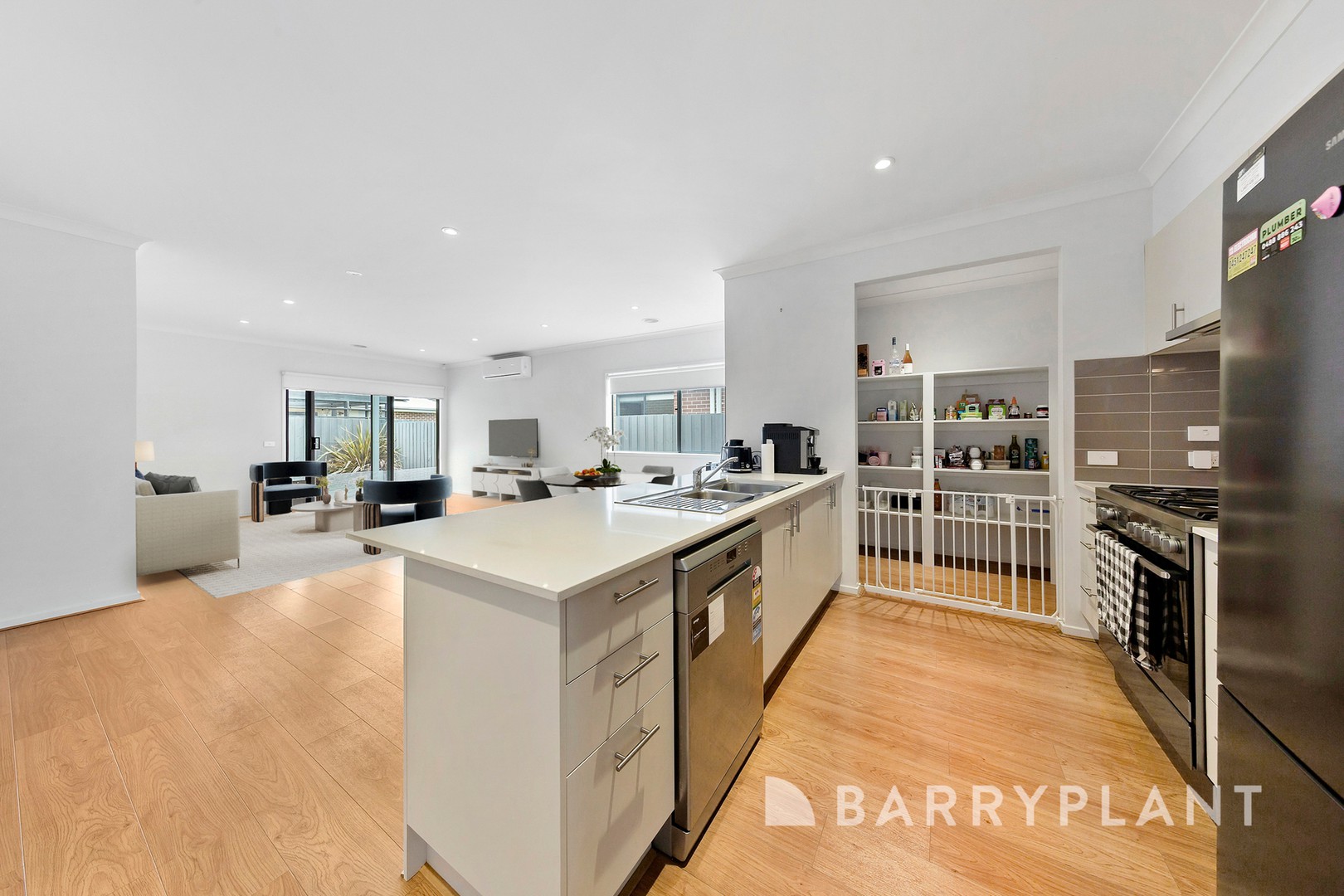 19 Wool Street, Aintree, VIC 3336, Aintree - Thumbnail 3