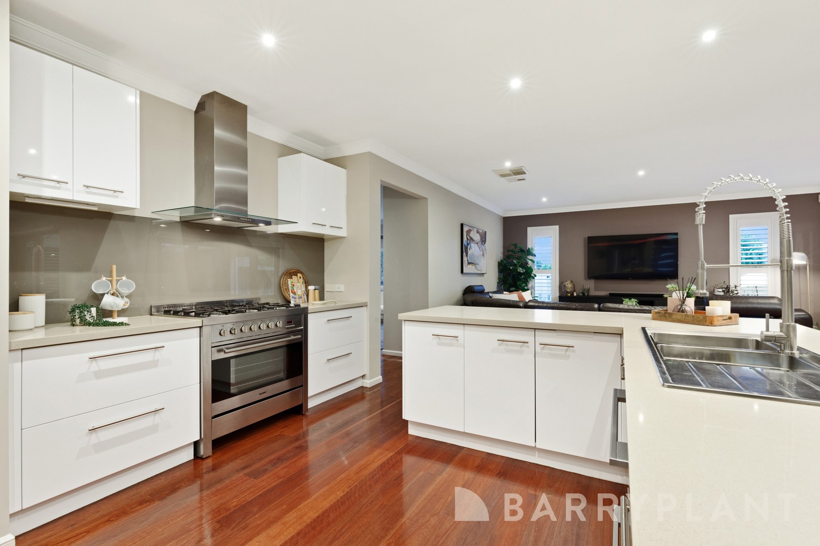 19 Worcester Crescent, Bundoora, VIC 3083, Bundoora - Thumbnail 3