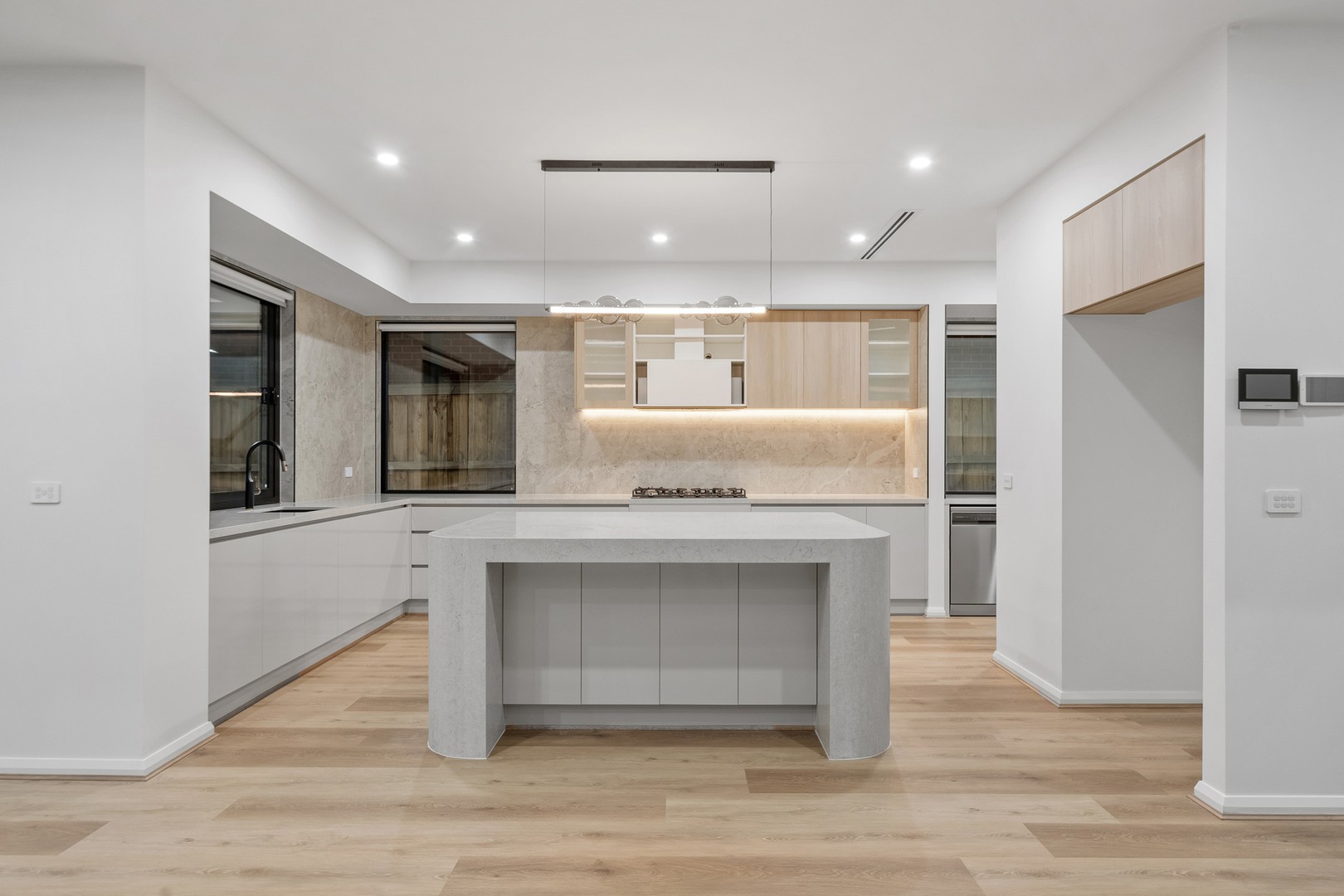 19 Zelkova Circuit, Fraser Rise, VIC 3336, Fraser Rise - Thumbnail 3