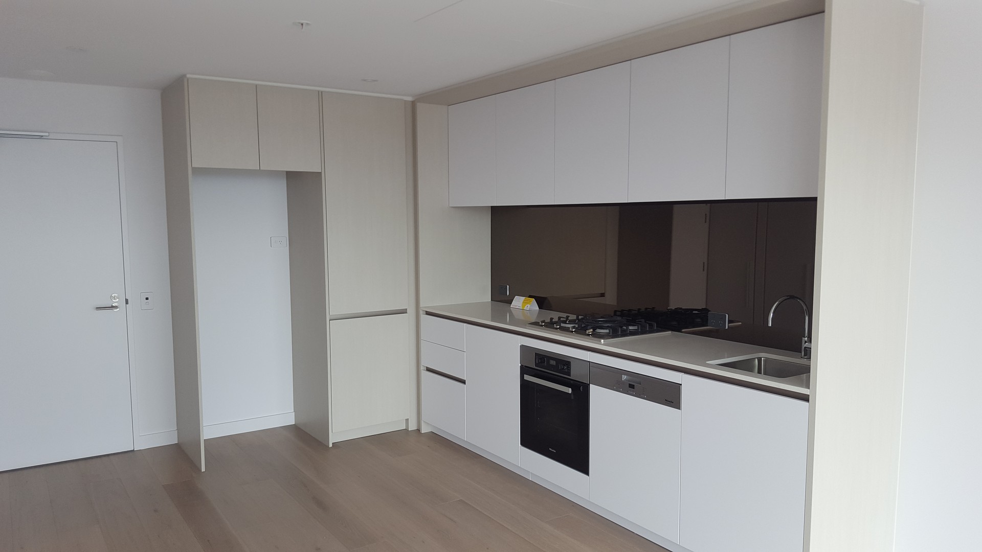 1905/915 Collins Street, Docklands, VIC 3008, Docklands - Thumbnail 3