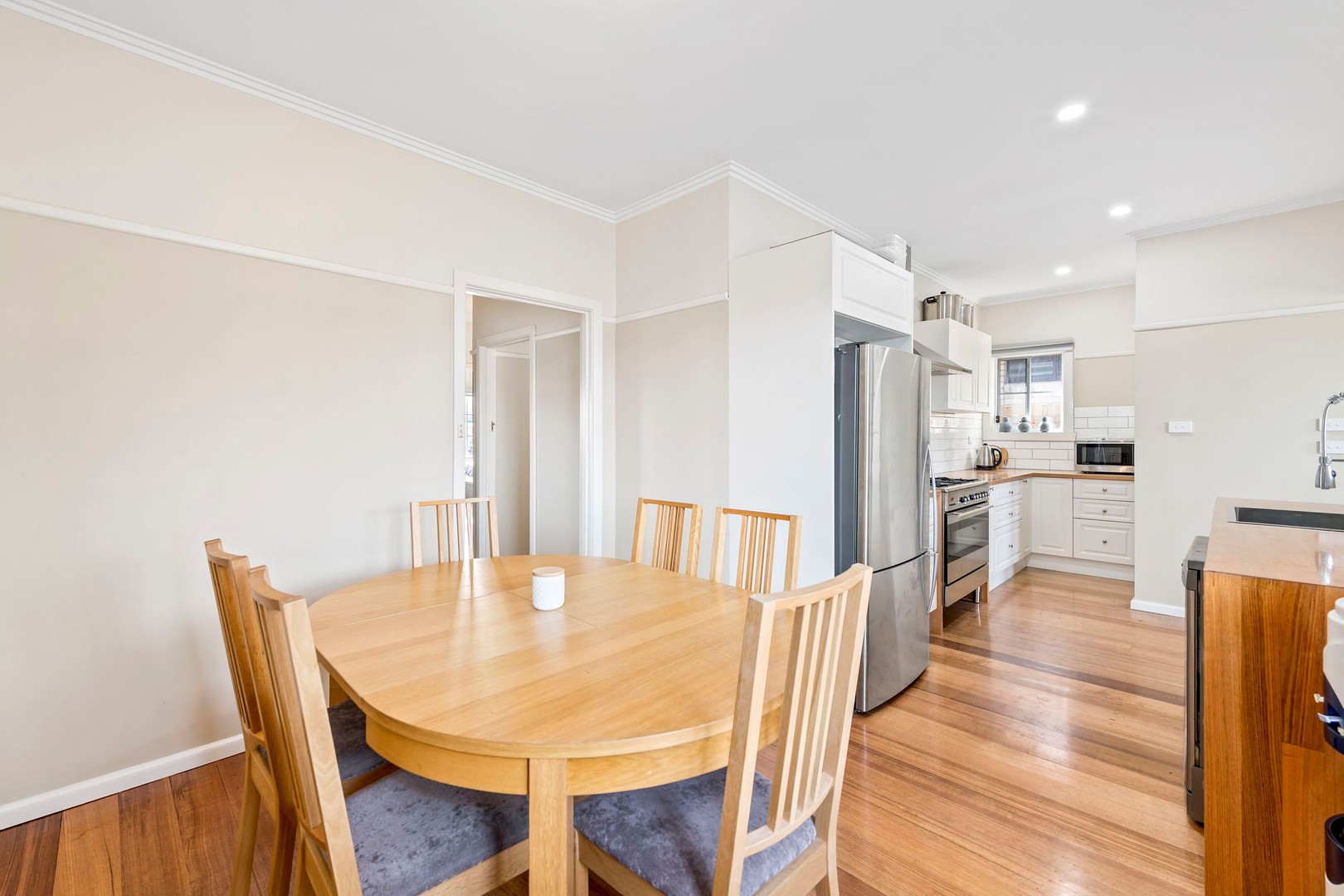 30 Norfolk Avenue, LAKE ALBERT NSW 2650, Lake Albert - Thumbnail 5