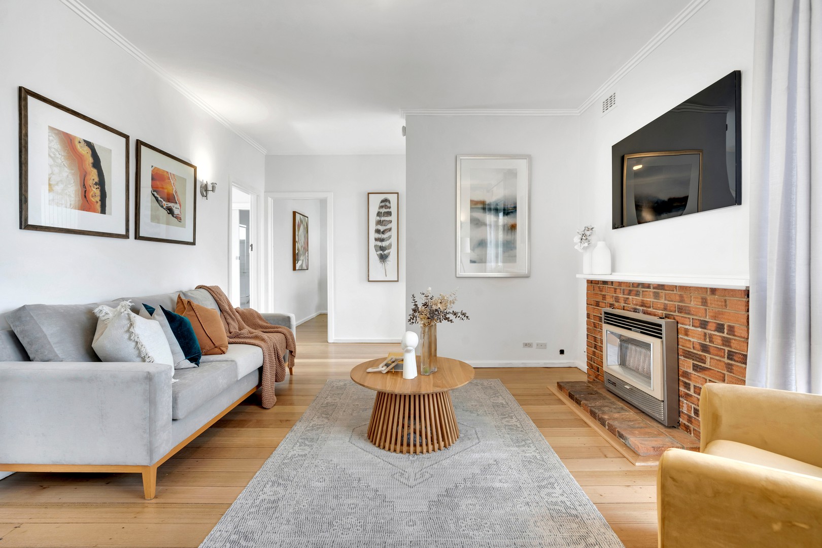 192 Parer Road, Airport West, VIC 3042 - Thumbnail 2 - 10/04/2025