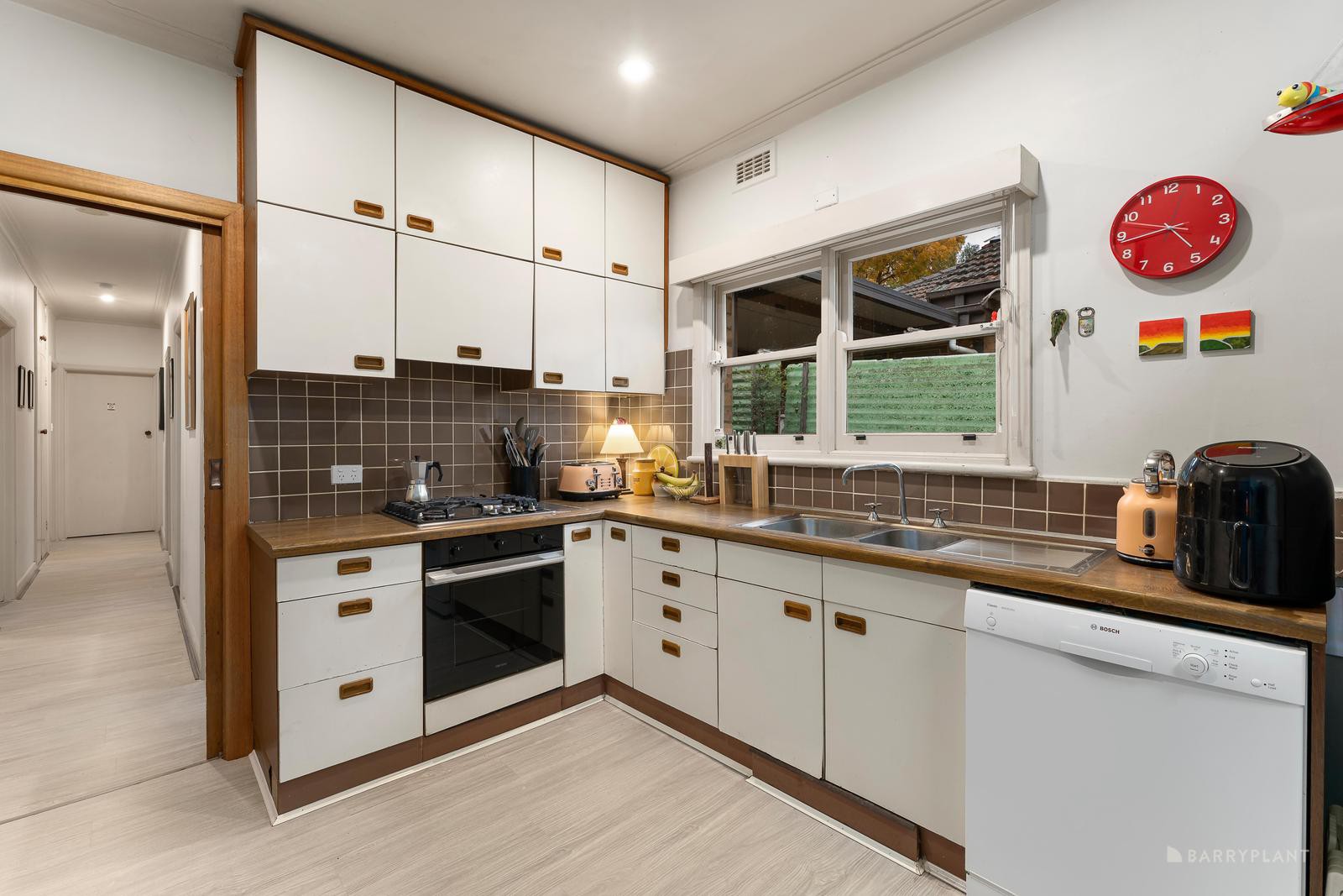 192 Waiora Road, Rosanna, VIC 3084, Rosanna - Thumbnail 4