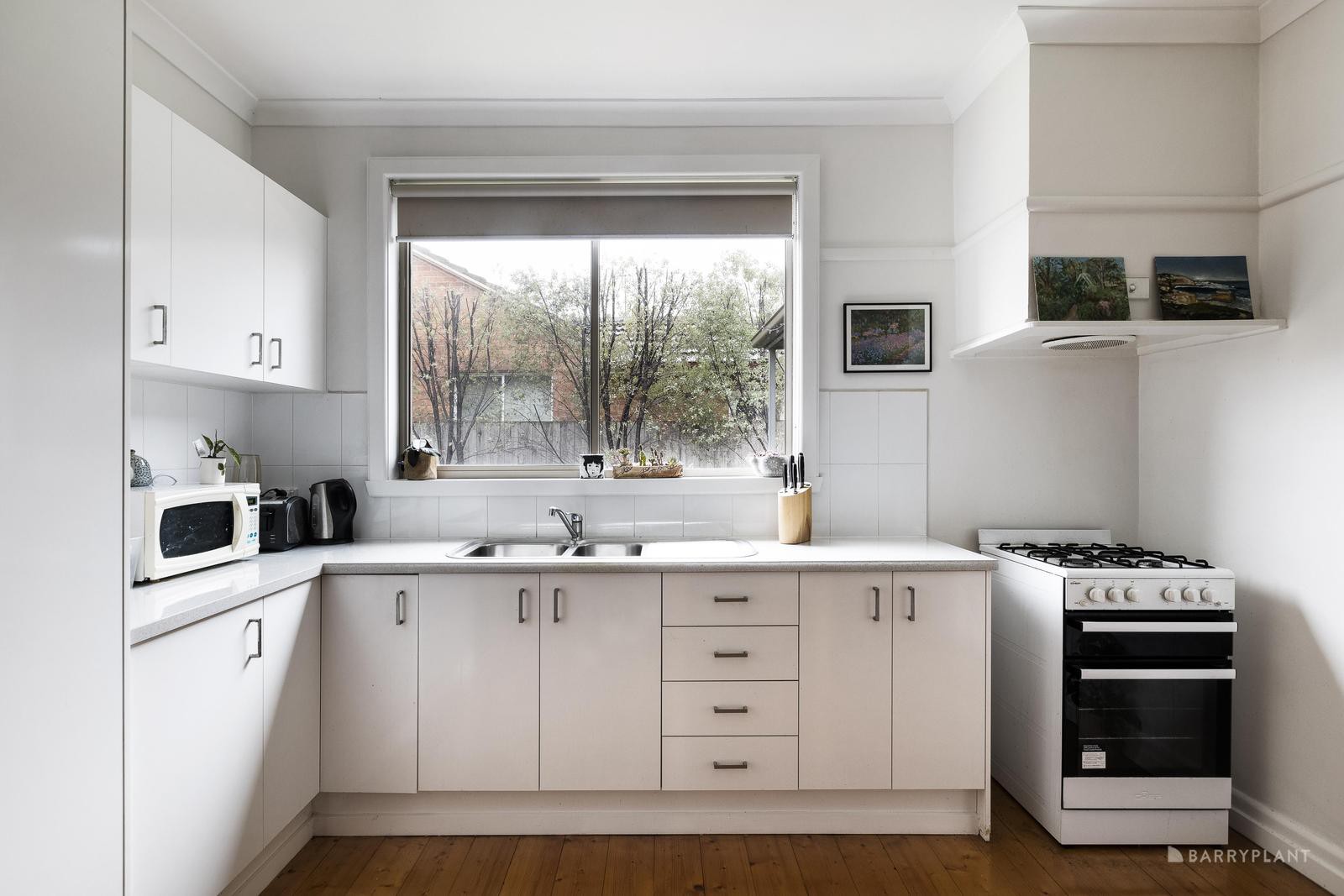 194 Oriel Road, Heidelberg West, VIC 3081, Heidelberg West - Thumbnail 3
