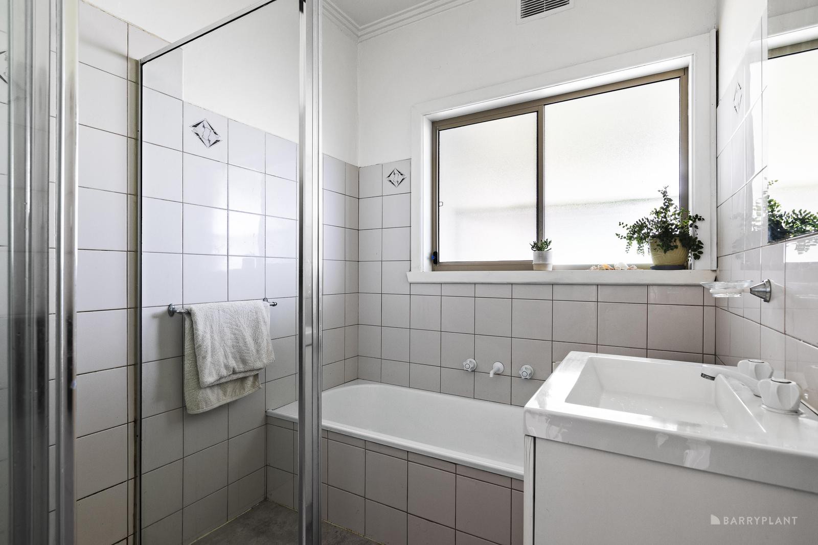 194 Oriel Road, Heidelberg West, VIC 3081, Heidelberg West - Thumbnail 6