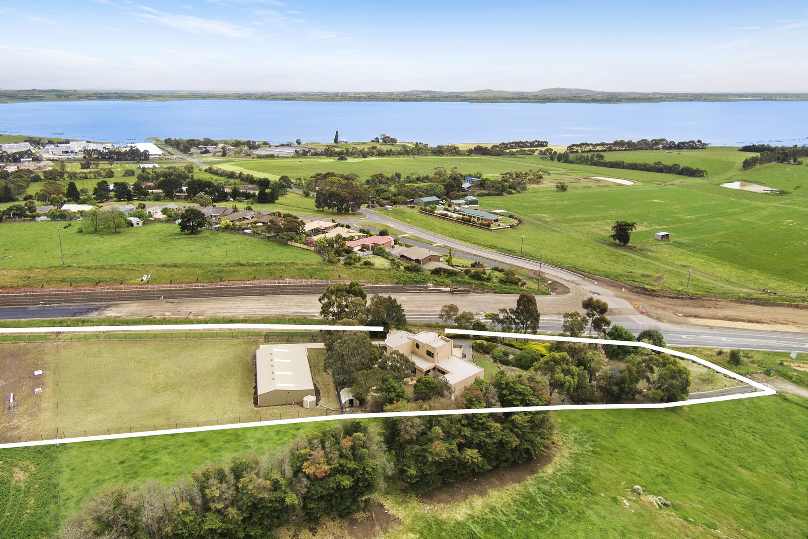 195 Triggs Road, Colac East, VIC 3250, Colac East - Thumbnail 4