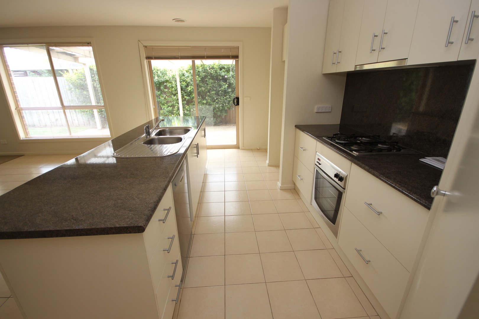 196 Barwarre Road, Grovedale, VIC 3216, Grovedale - Thumbnail 2