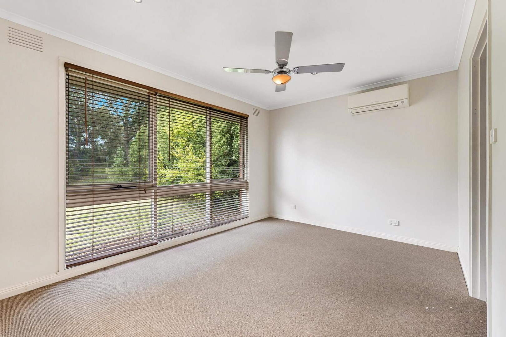 196 Cambridge Road, Kilsyth, VIC 3137, Kilsyth - Thumbnail 6
