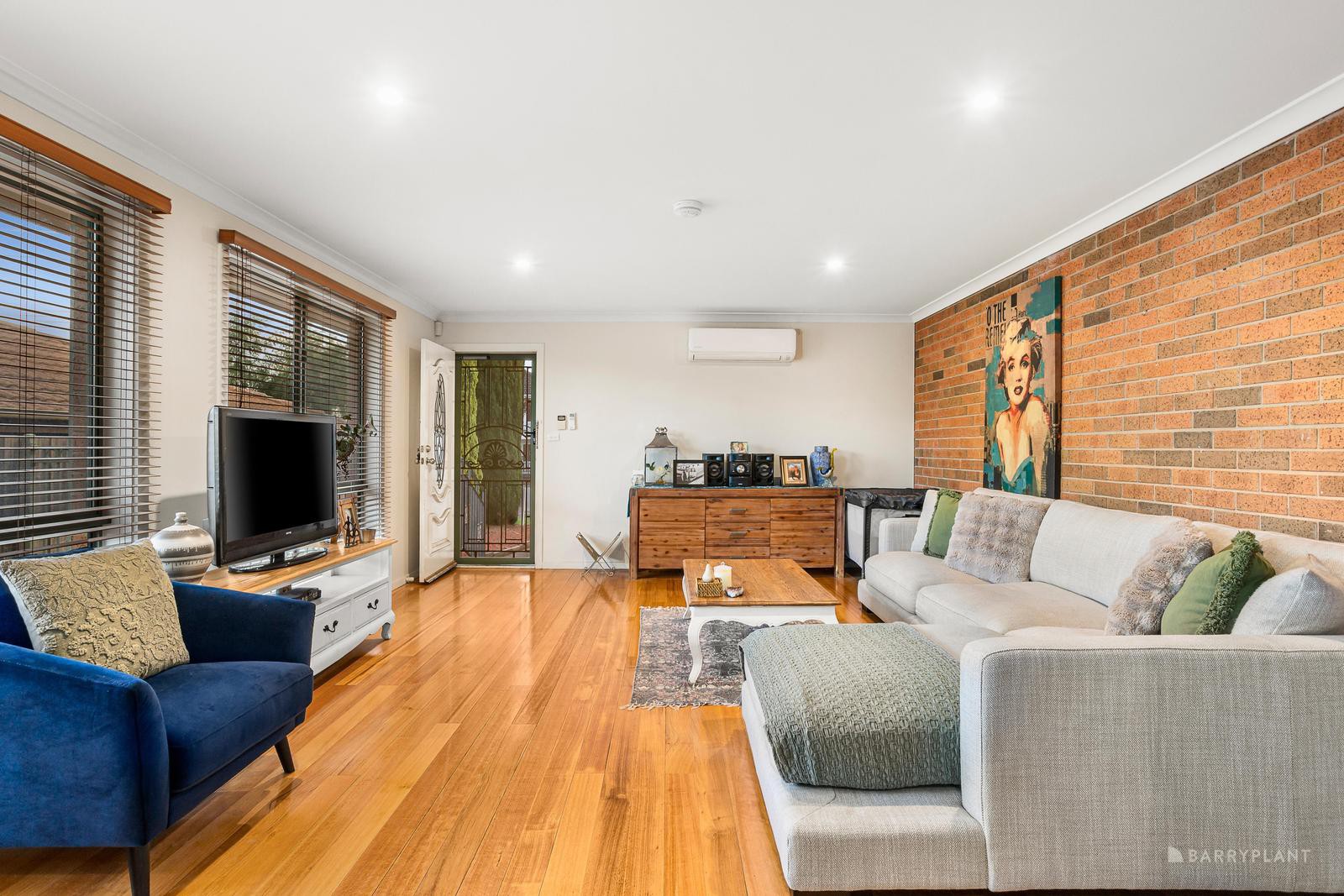 196 Greenhills Road, Bundoora, VIC 3083 - Thumbnail 2 - 10/04/2025