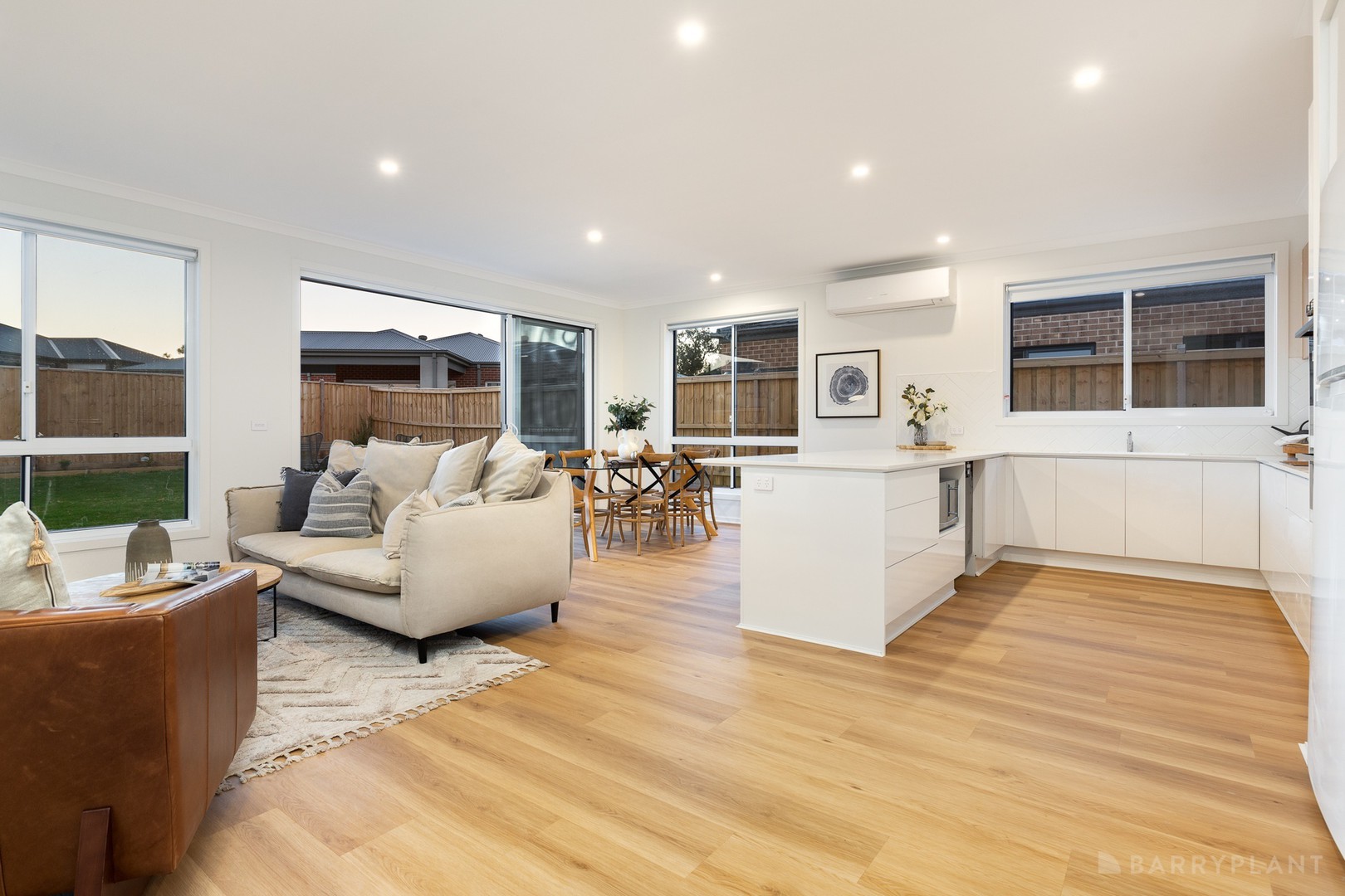 199 Riverwood Drive, Junction Village, VIC 3977, Junction Village - Thumbnail 6