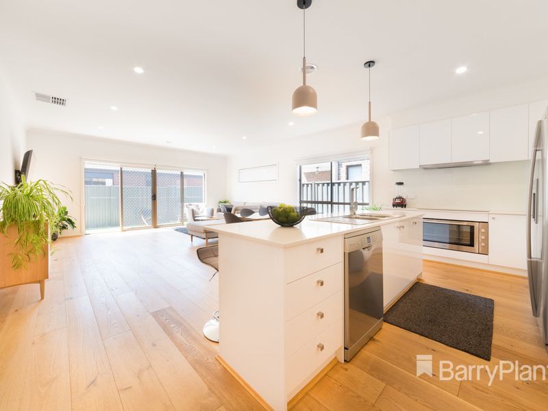 199 Saltlake Boulevard, Wollert, VIC 3750, Wollert - Thumbnail 2