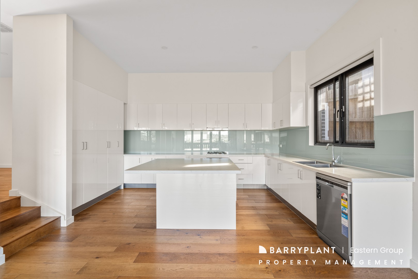 19A Helene Street, Bulleen, VIC 3105, Bulleen - Thumbnail 2