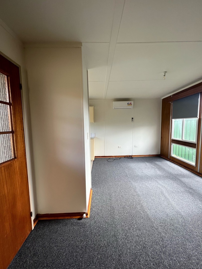 1a/3 Robinson Street, Jacana, VIC 3047, Jacana - Thumbnail 5