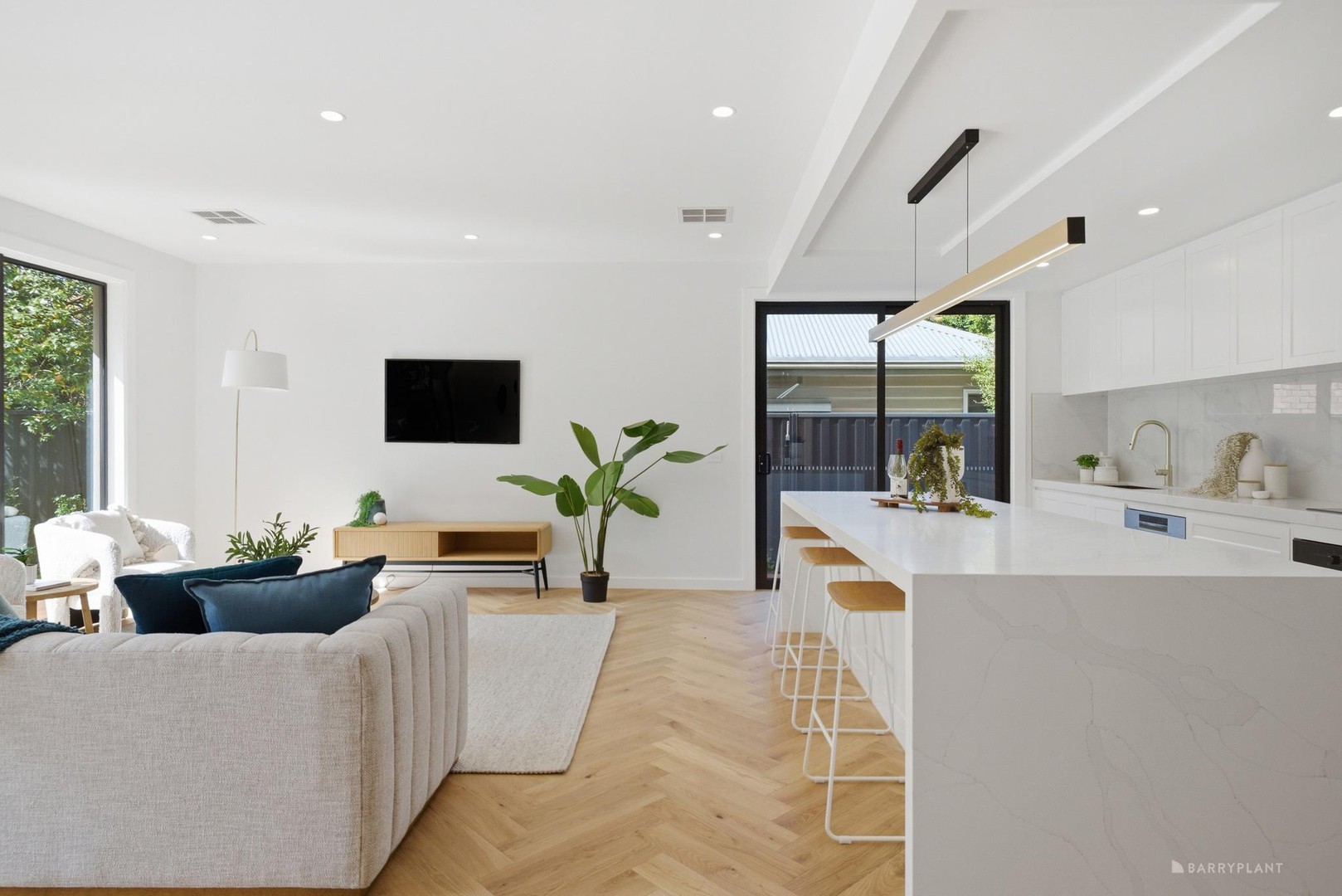 1A Aroona Avenue, Mitcham, VIC 3132 - Thumbnail 2 - 09/04/2026
