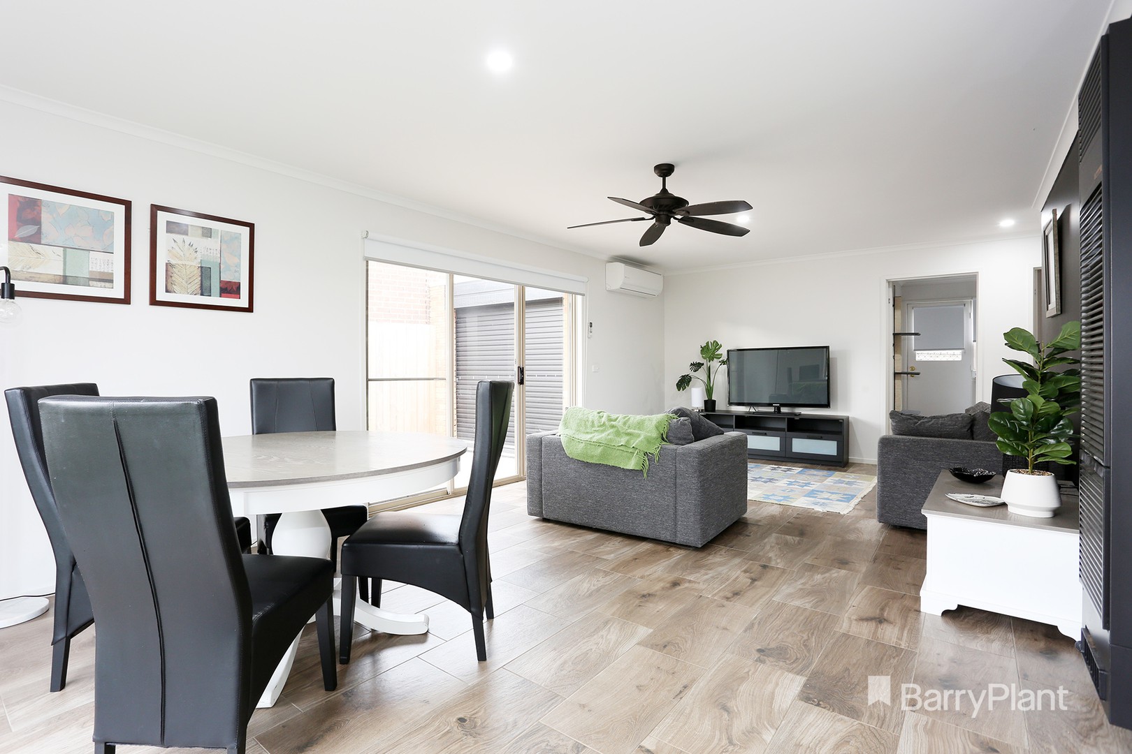 1A Balmoral Drive, Drouin, VIC 3818 - Thumbnail 2 - 20/07/2022