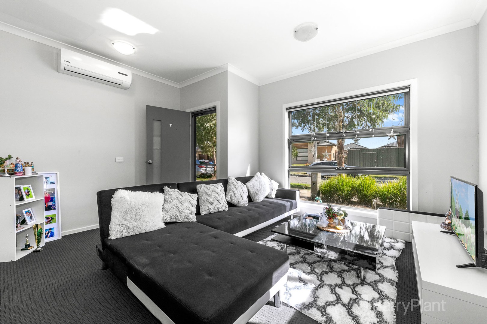 1A Celtic AvenueCranbourne East, VIC 3977, Cranbourne East - Thumbnail 3