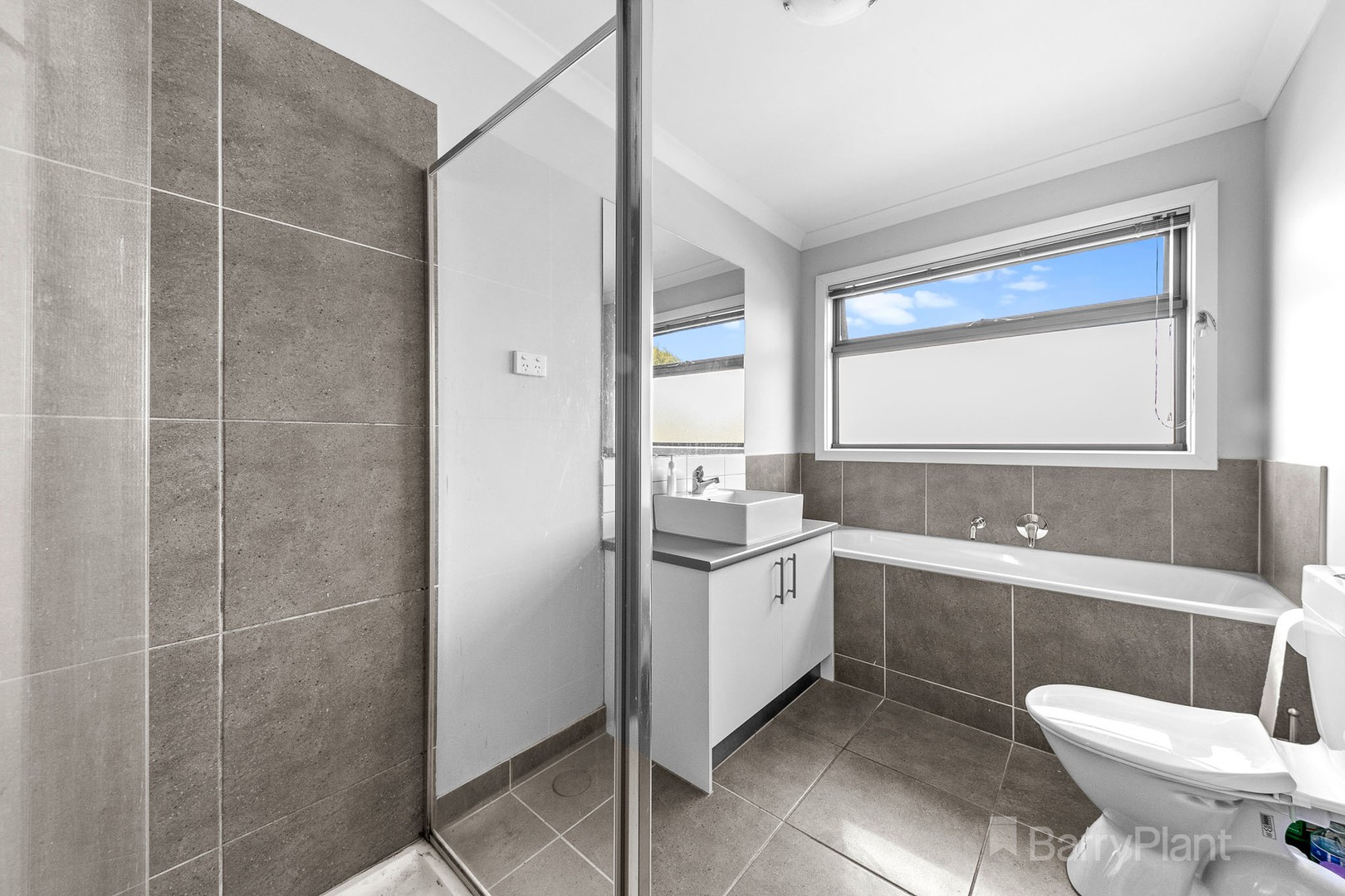 1A Celtic AvenueCranbourne East, VIC 3977, Cranbourne East - Thumbnail 7