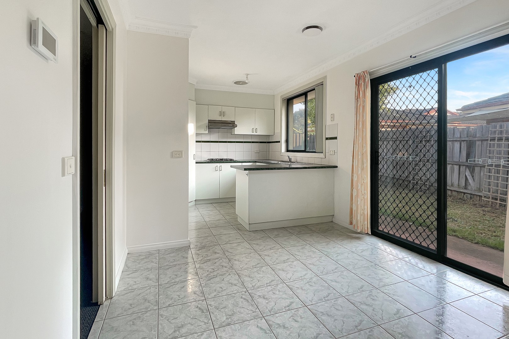 1A Hardiman Court, Mill Park, VIC 3082, Mill Park - Thumbnail 3